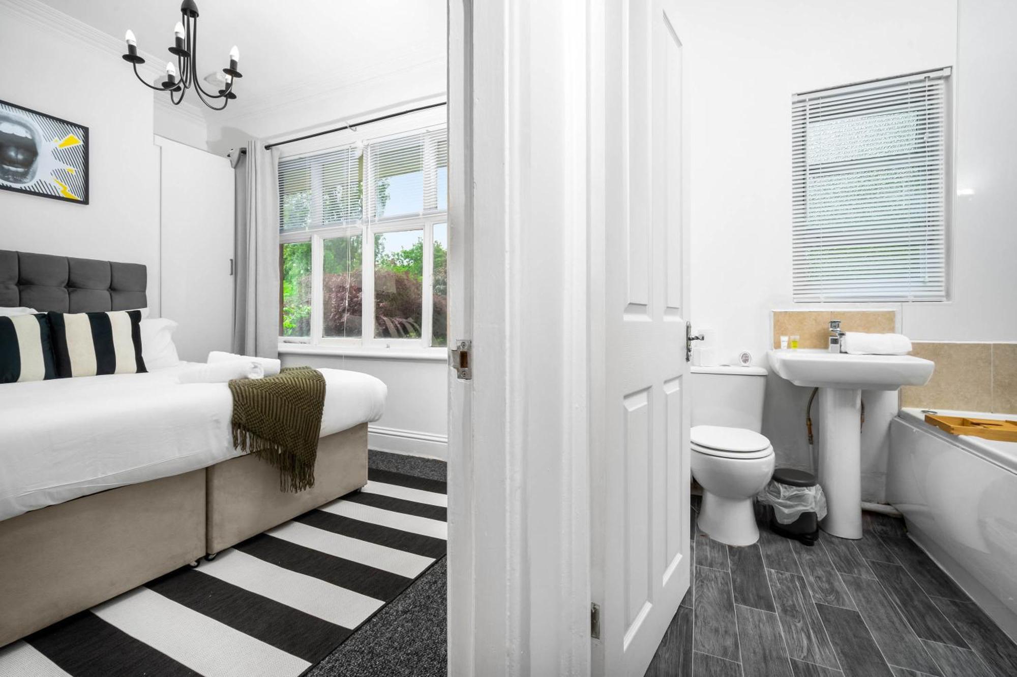 Luxury Apartment - Fast Wifi - Wolverhampton 9Apc Buitenkant foto