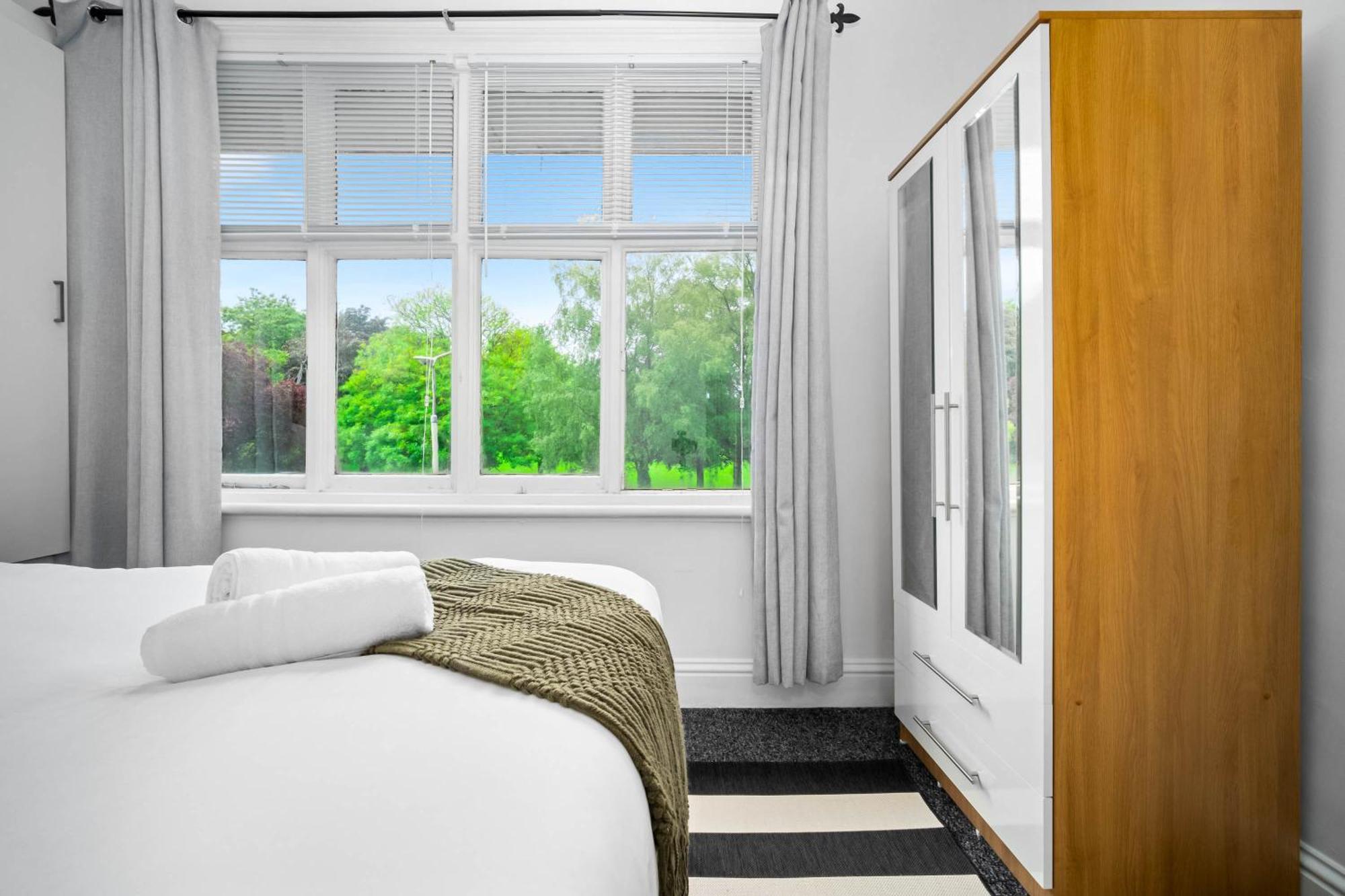 Luxury Apartment - Fast Wifi - Wolverhampton 9Apc Buitenkant foto